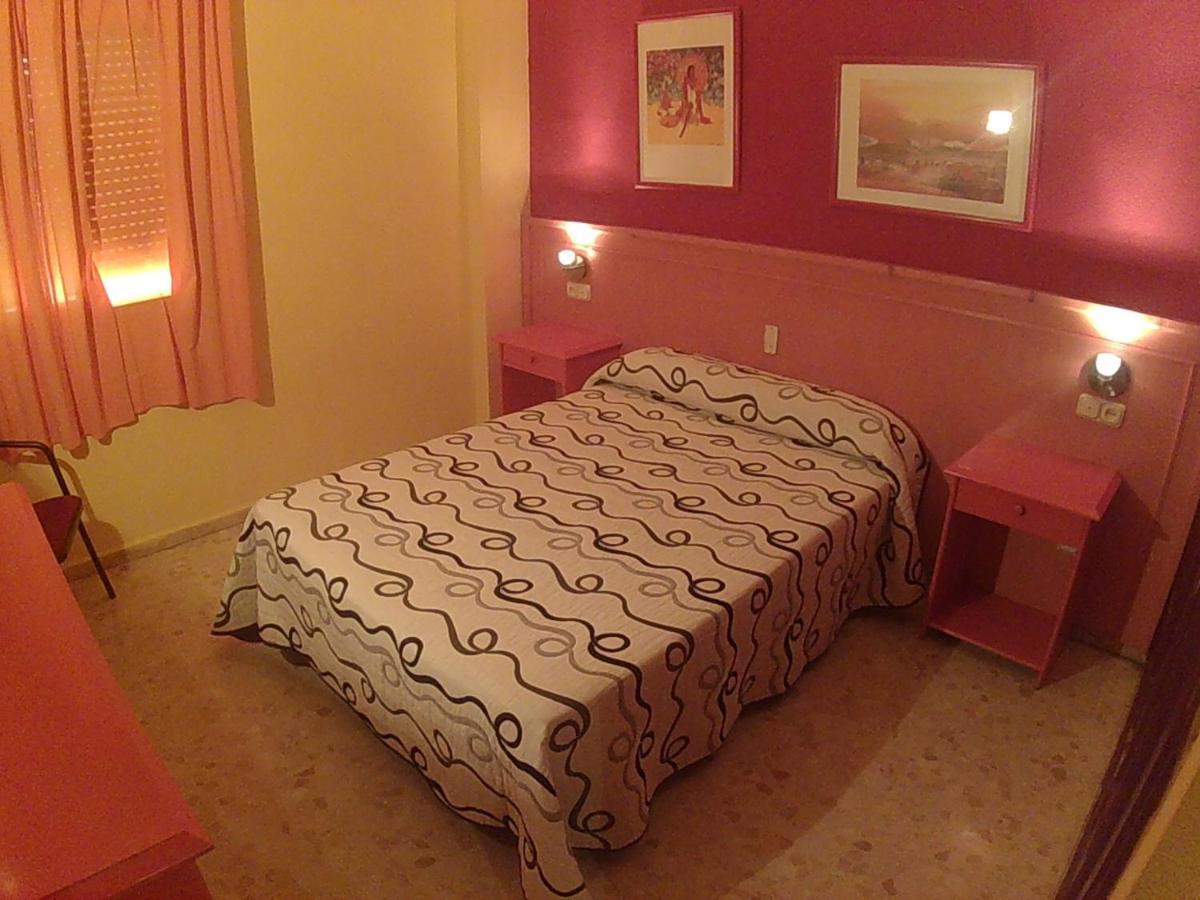 Hostal Carlos III El Ejido Extérieur photo