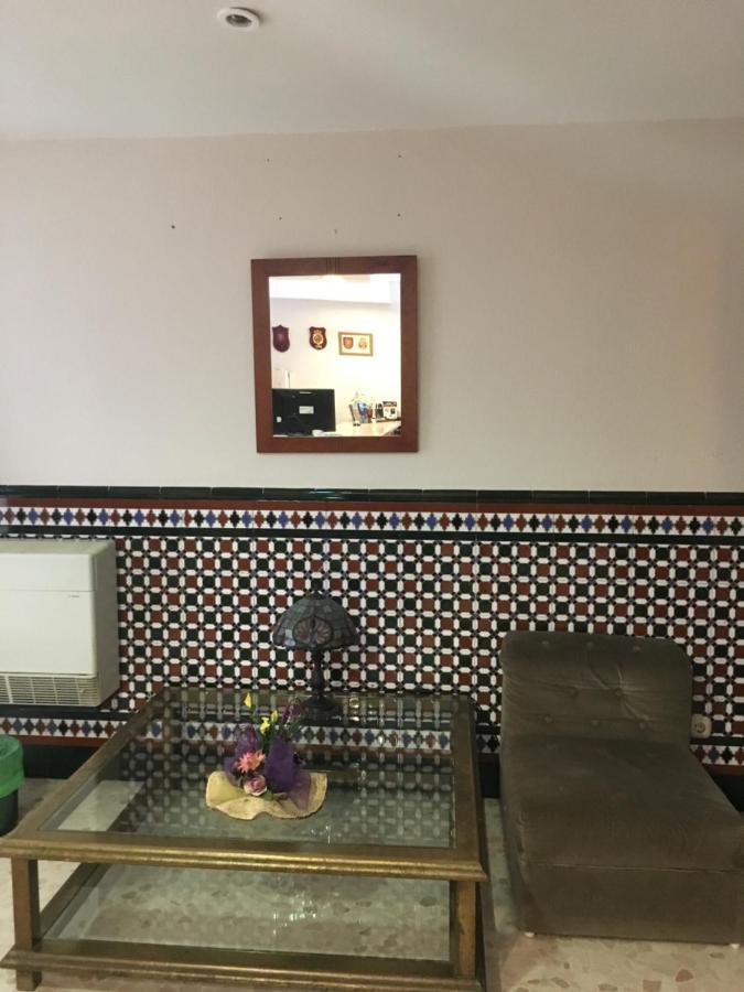 Hostal Carlos III El Ejido Extérieur photo