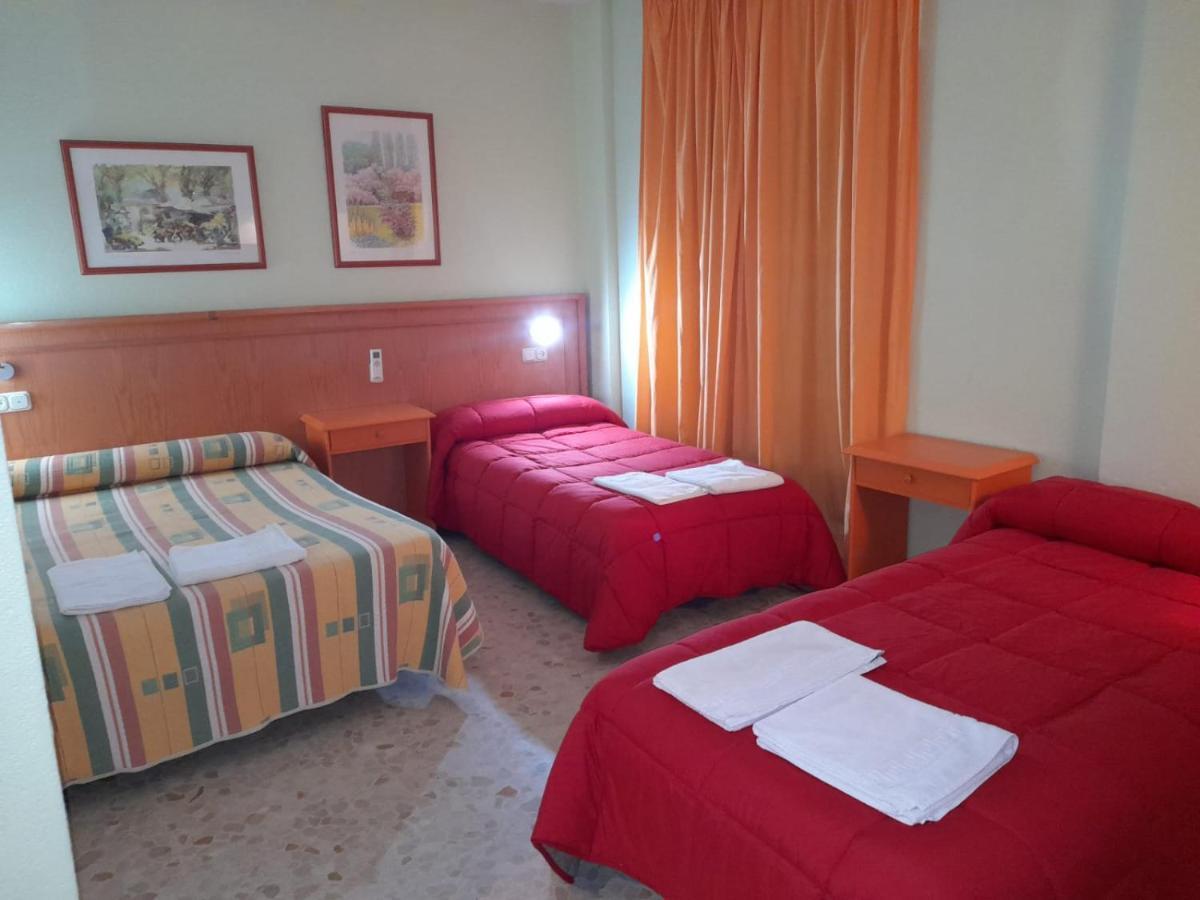 Hostal Carlos III El Ejido Extérieur photo