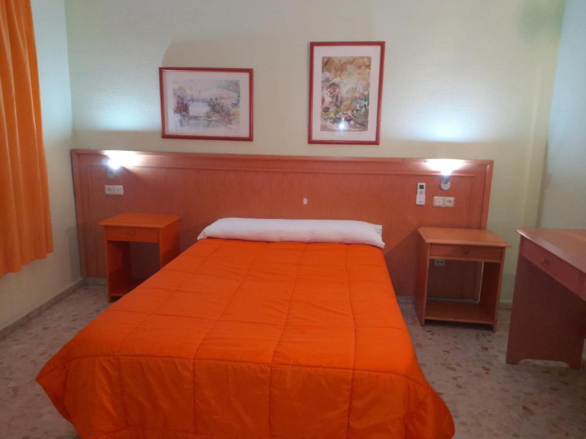 Hostal Carlos III El Ejido Extérieur photo